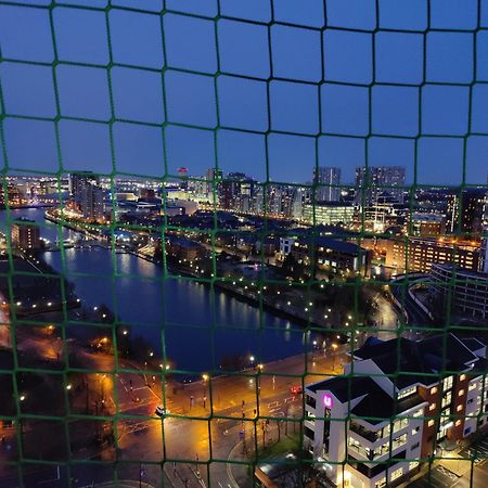 Quayside Penthouse 2 Bedroom Ensuite Near Media City & Manchester United Eksteriør bilde