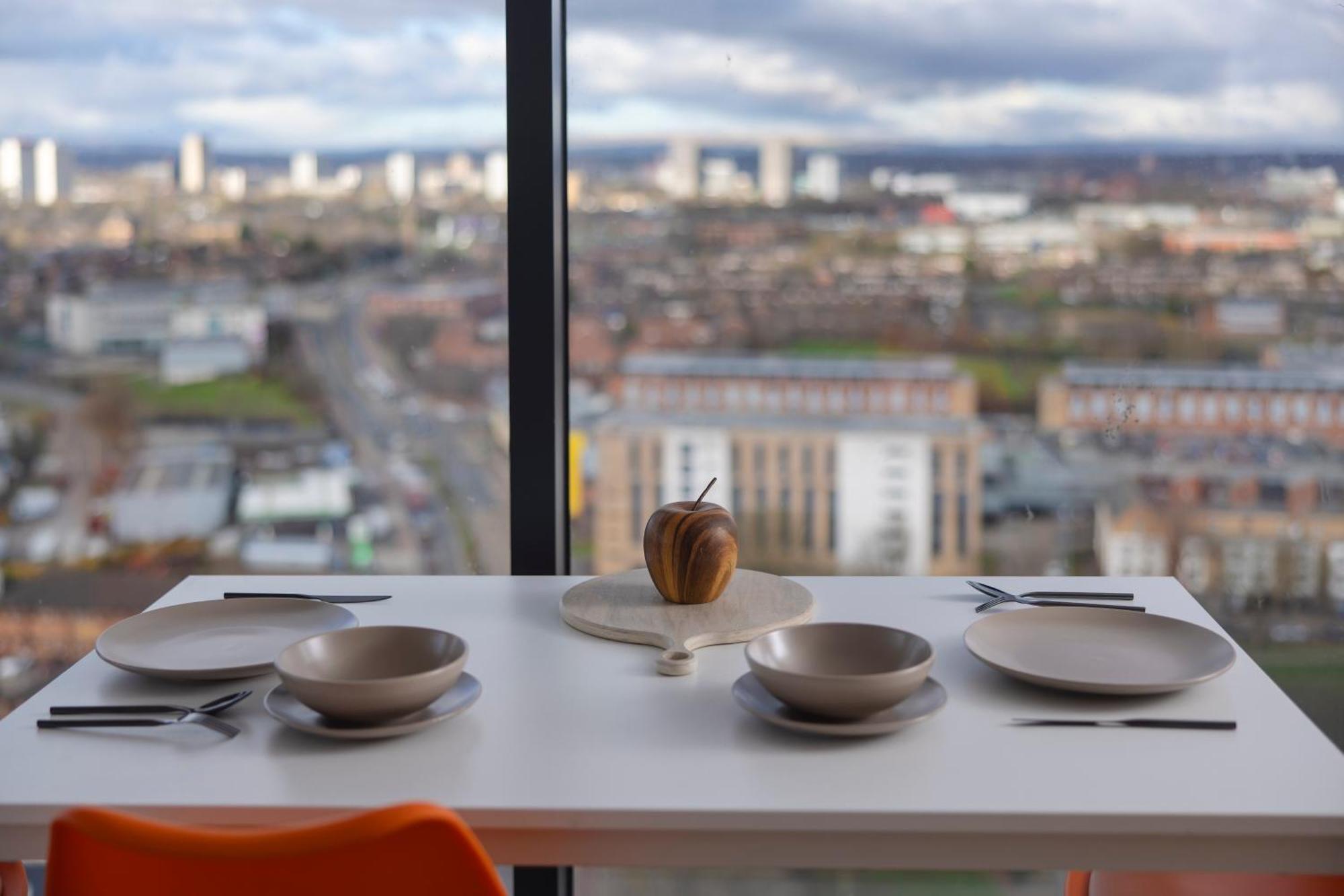 Quayside Penthouse 2 Bedroom Ensuite Near Media City & Manchester United Eksteriør bilde